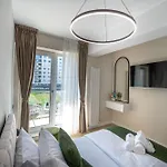 Laguna Breeze In Infinity Pool And Parking Mamaia