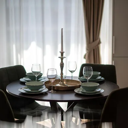 Laguna Breeze In Infinity & Pool