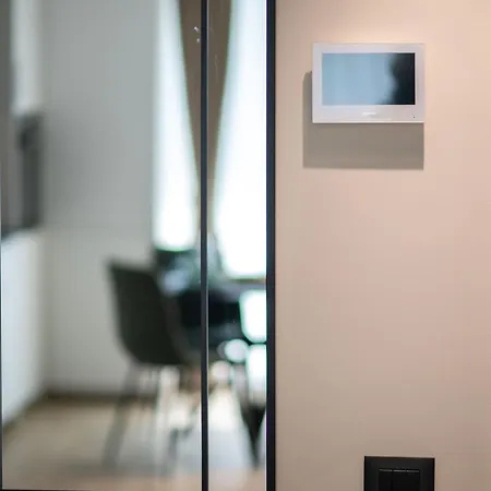 Laguna Breeze In Infinity & Pool Apartment