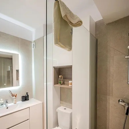 Apartment Laguna Breeze In Infinity & Pool Mamaia