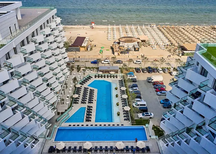 Laguna Breeze In Infinity & Pool *